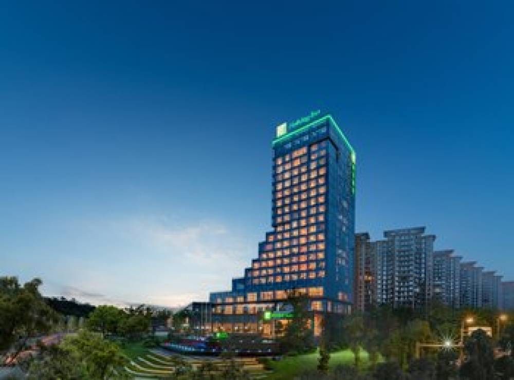 HOLIDAY INN LUZHOU LONGJIAN 1