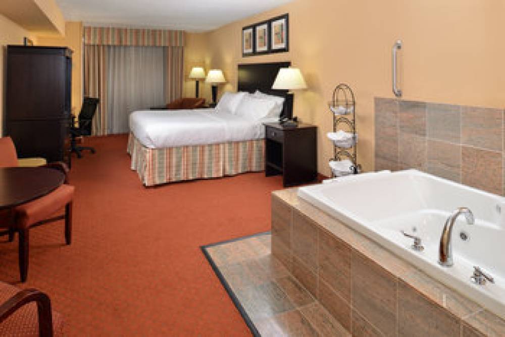 Holiday Inn MARTINSBURG 9