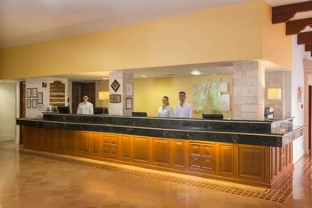 Holiday Inn MERIDA 8