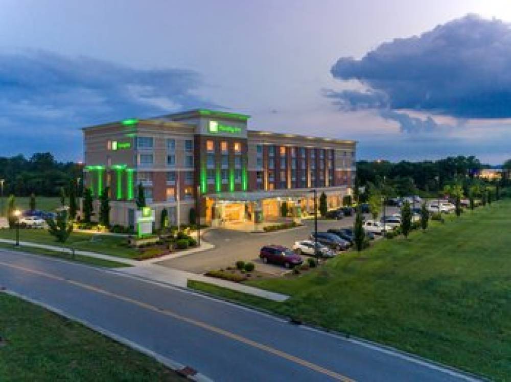 HOLIDAY INN MURFREESBORO 1