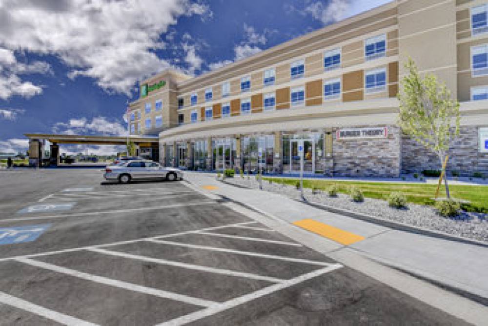 HOLIDAY INN NAMPA 5