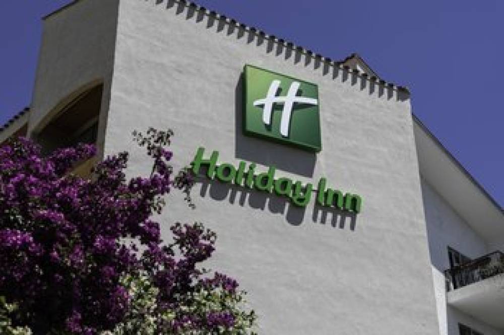 HOLIDAY INN PERPIGNAN 8