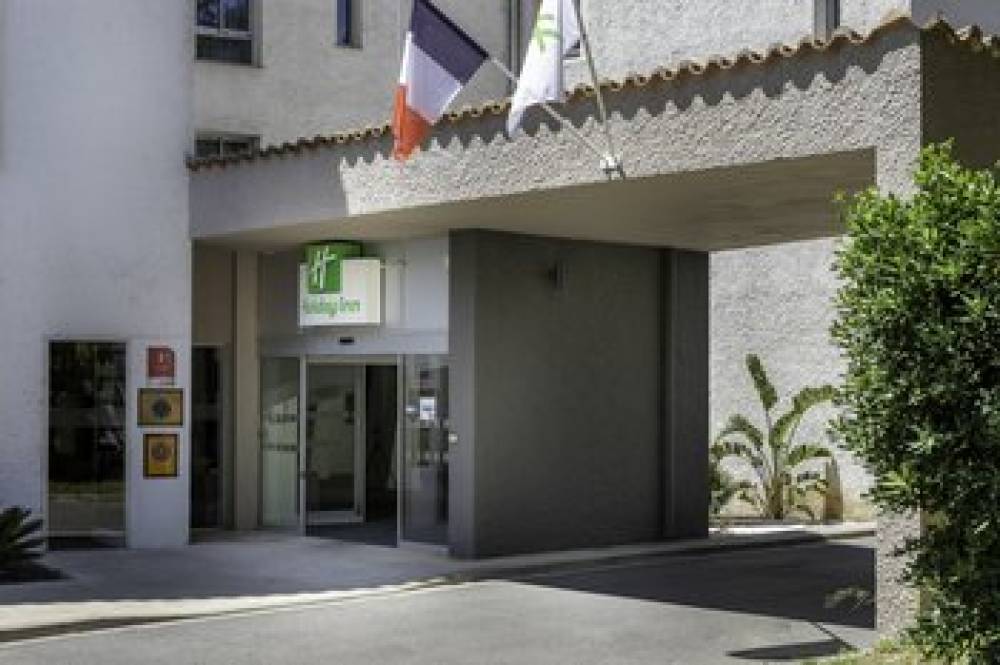 HOLIDAY INN PERPIGNAN 3