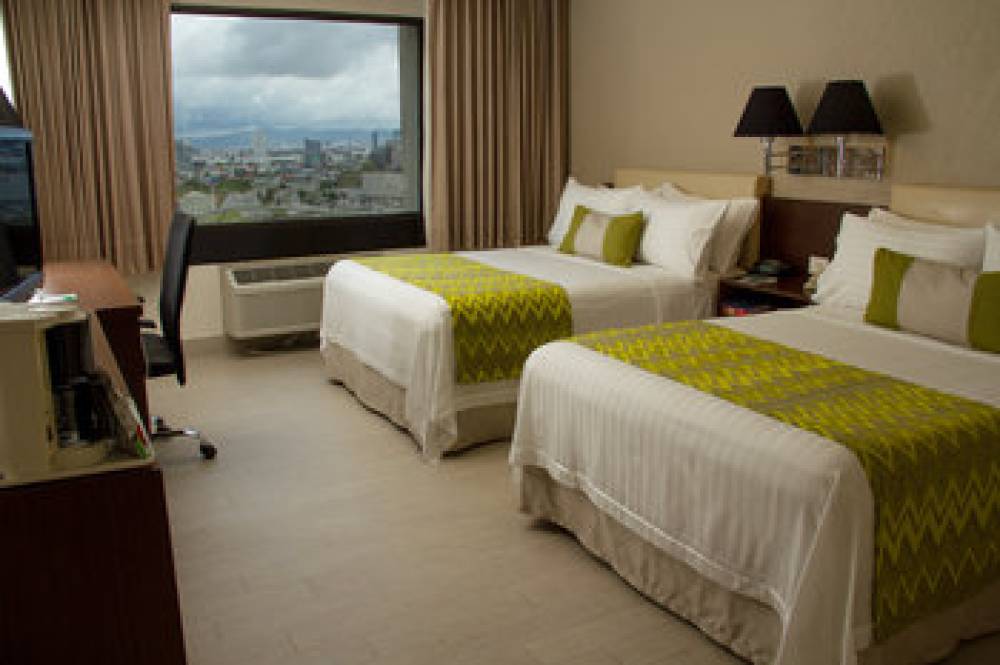 Holiday Inn PUEBLA LA NORIA 3