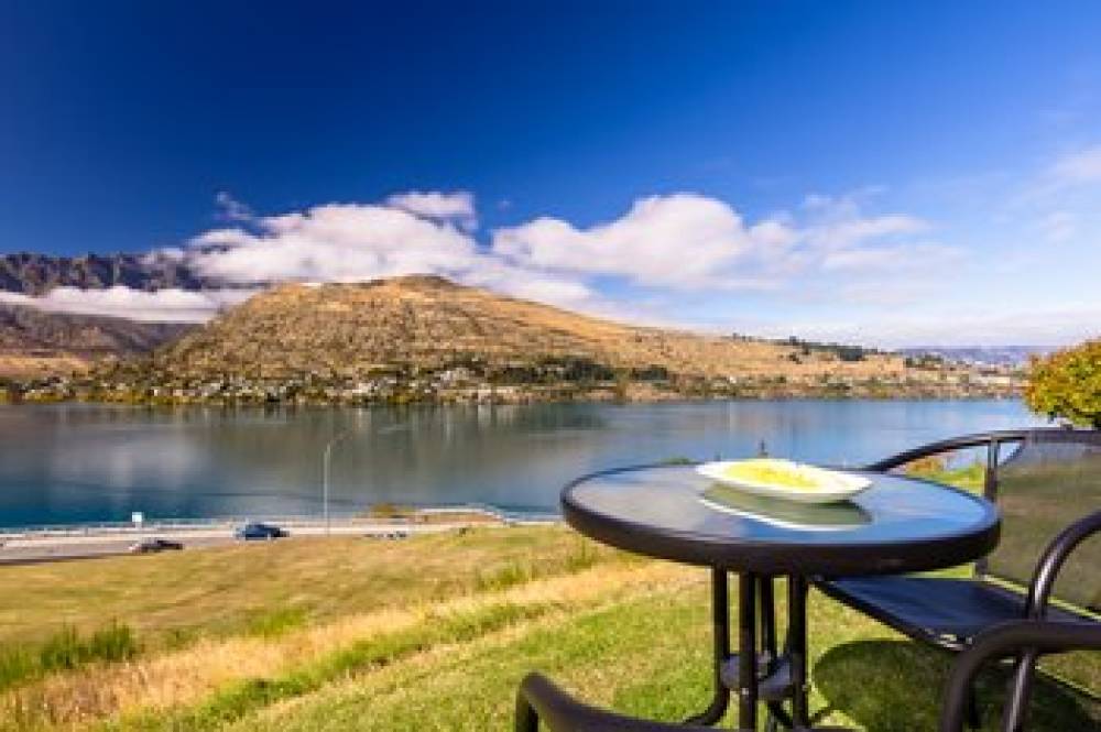 HOLIDAY INN QUEENSTOWN FRANKTON ROA 8