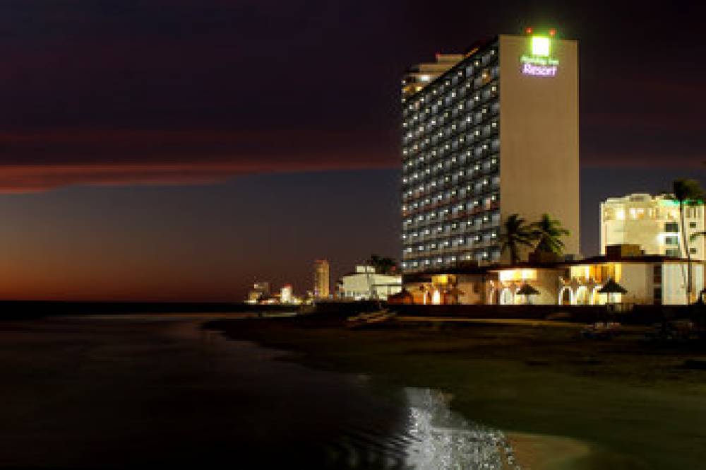 HOLIDAY INN RESORT MAZATLAN 2