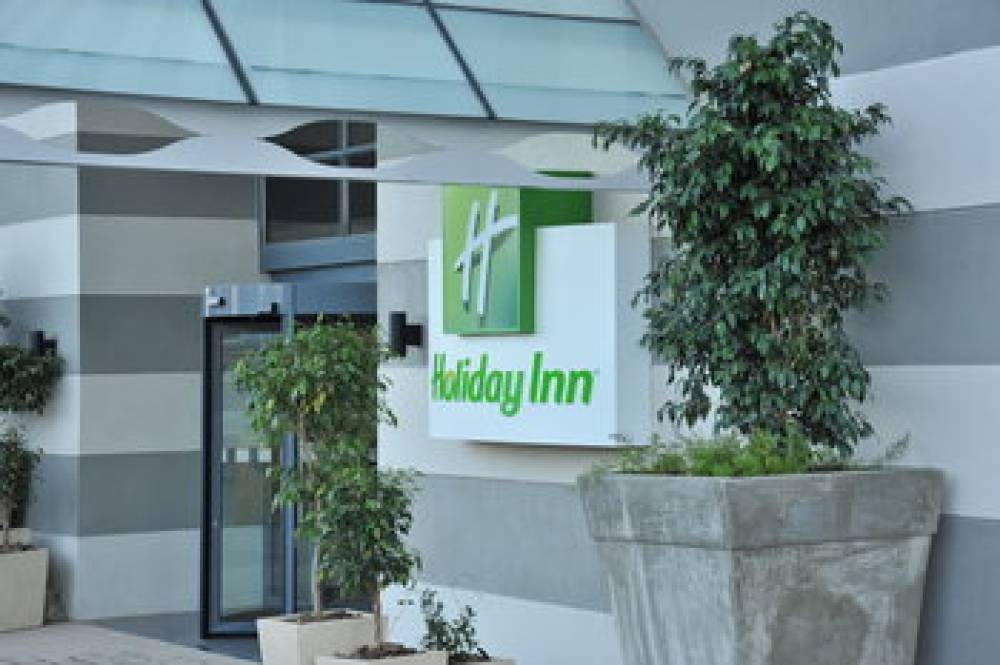 HOLIDAY INN ROSEBANK 2