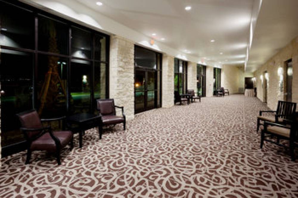 Holiday Inn SAN ANTONIO N - STONE OAK AREA 5