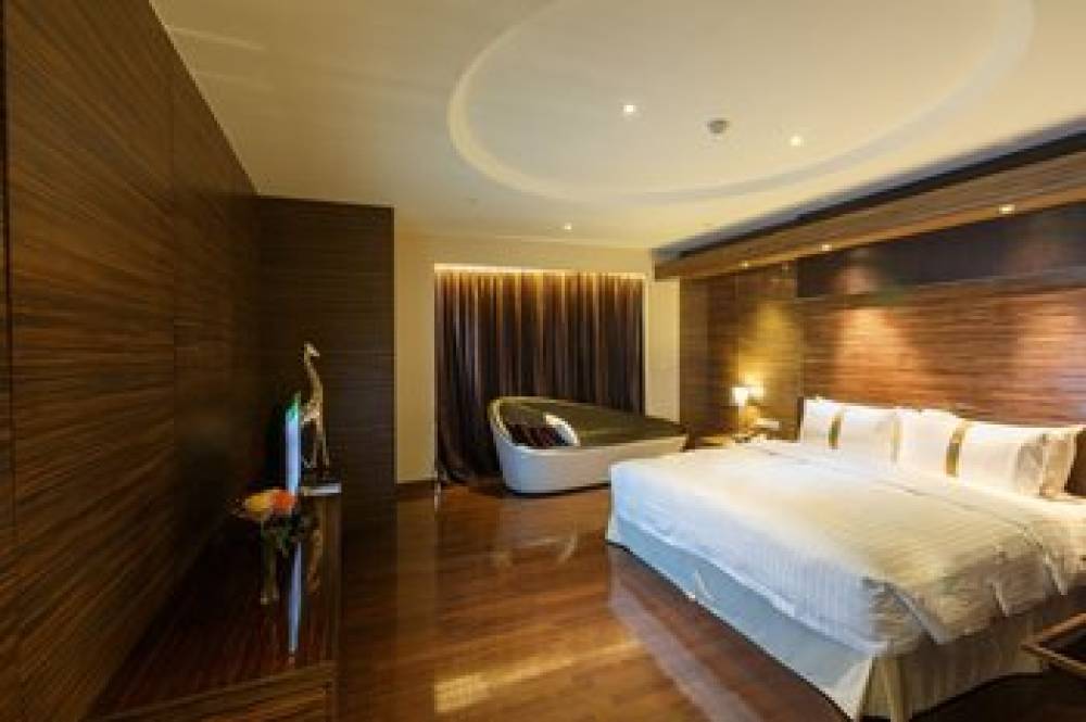 Holiday Inn SHANGHAI HONGQIAO WEST 7