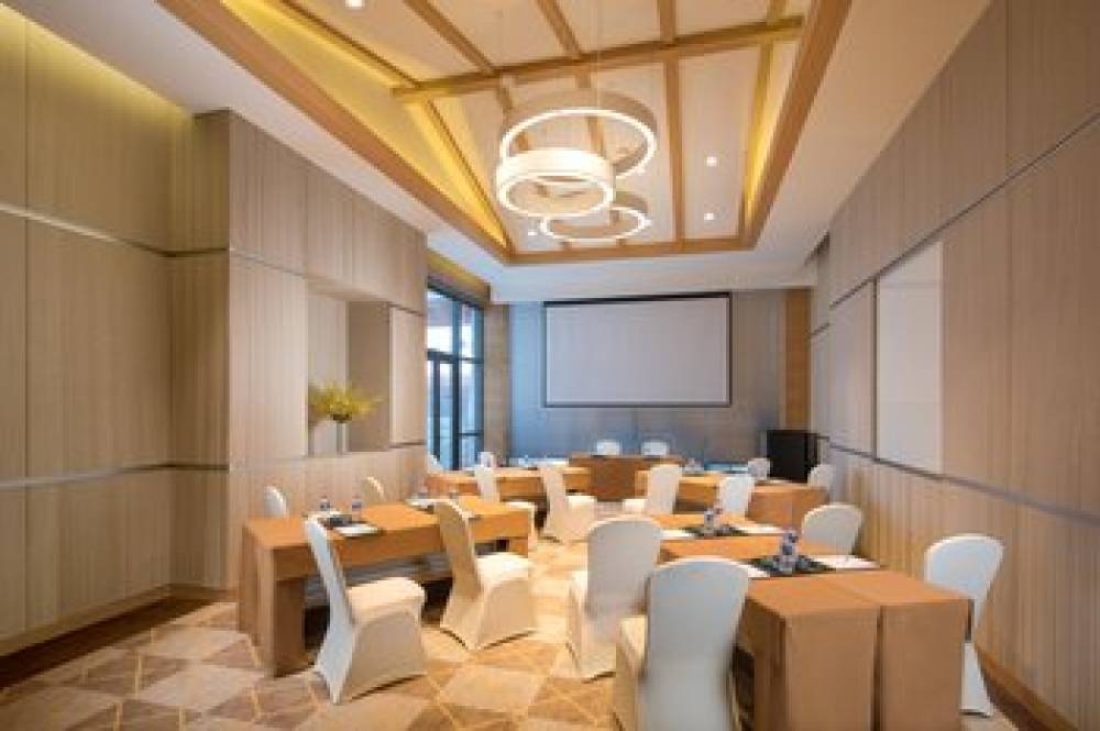 HOLIDAY INN STES KUNSHAN HUAQIAO 6