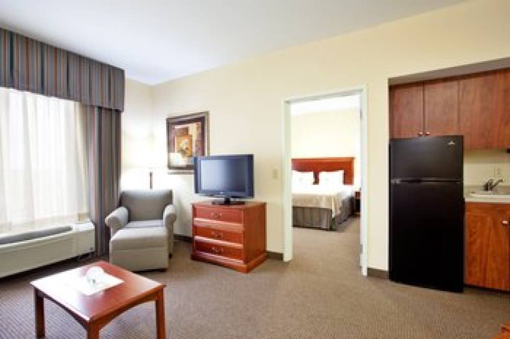 Holiday Inn & Suites BECKLEY 5