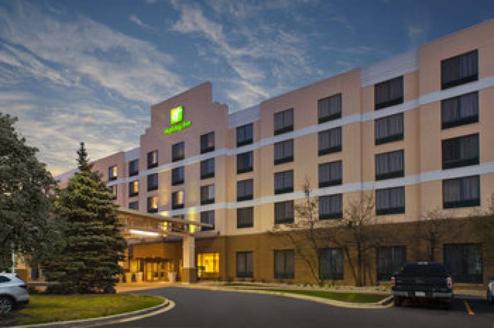 Holiday Inn & Suites BOLINGBROOK 1