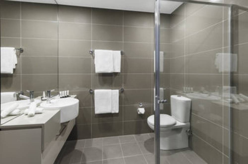 HOLIDAY INN SUITES BONDI JUNCTION 4