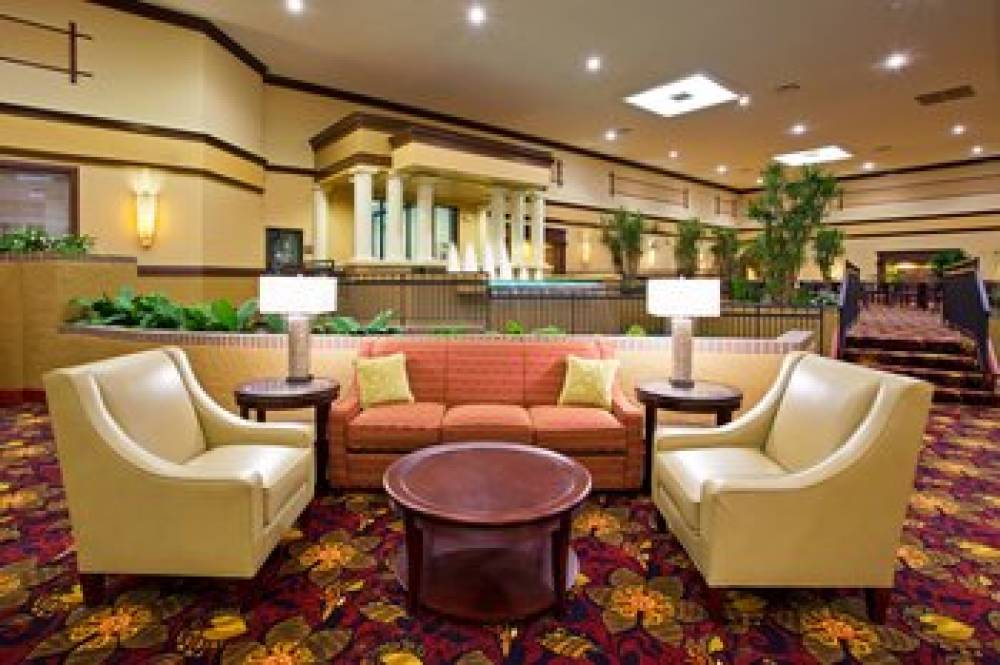 Holiday Inn & Suites CINCINNATI-EASTGATE (I-275E) 2