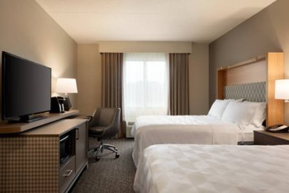 Holiday Inn & Suites COUNCIL BLUFFS-I-29 9