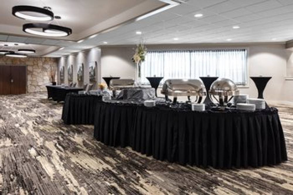 Holiday Inn & Suites DES MOINES-NORTHWEST 1