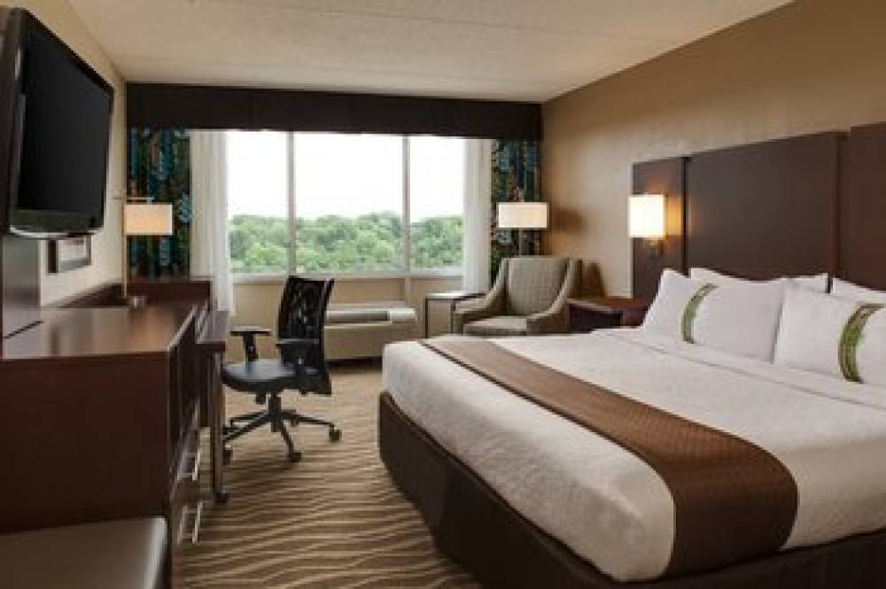 Holiday Inn & Suites OVERLAND PARK-WEST 4