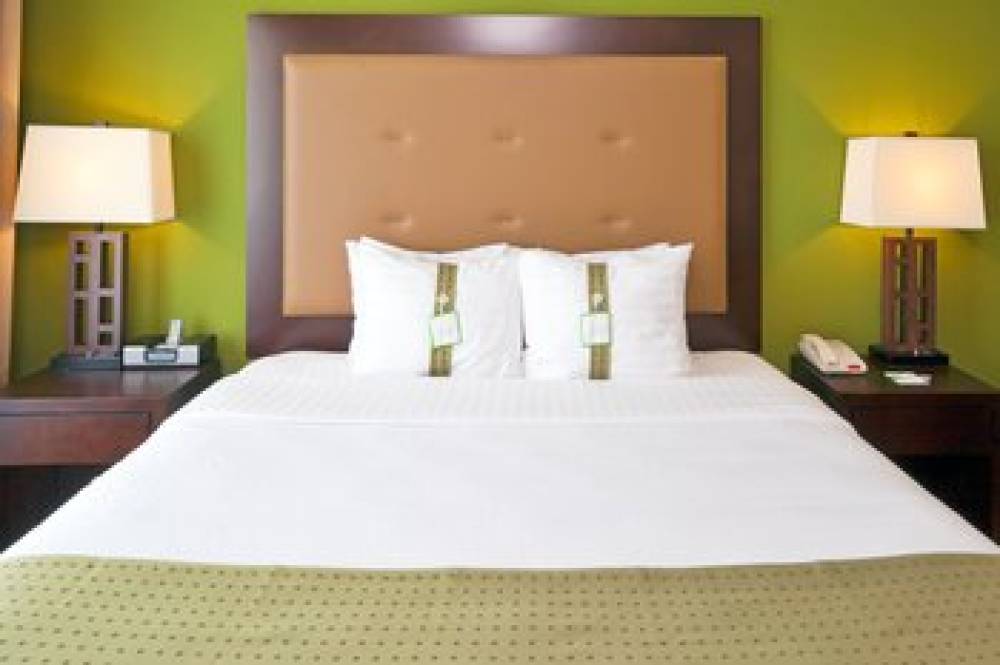 Holiday Inn & Suites WACO NORTHWEST 3