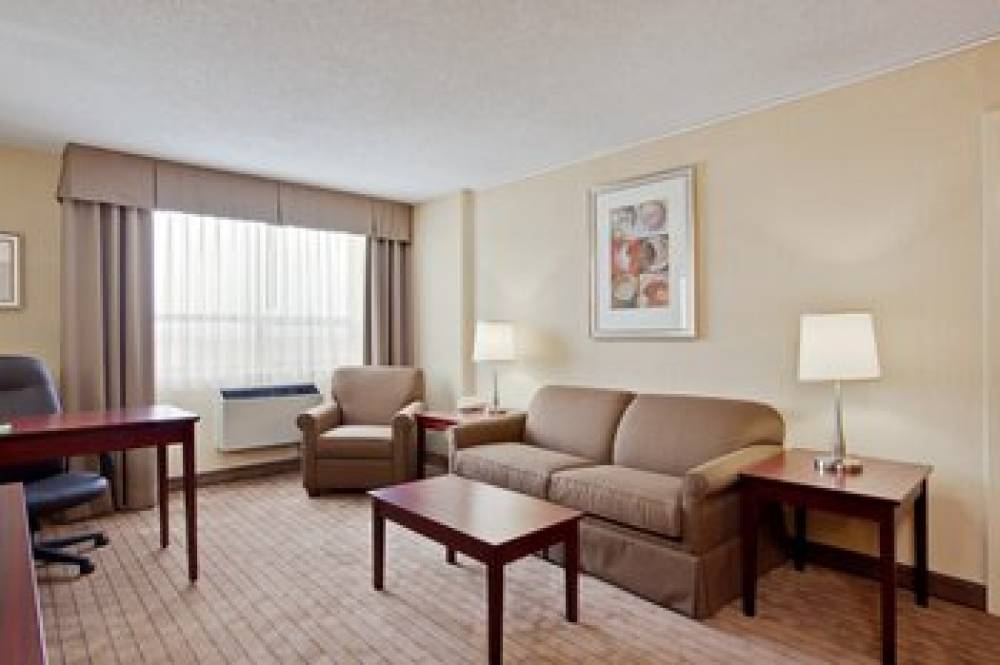 Holiday Inn & Suites WINNIPEG-DOWNTOWN 5