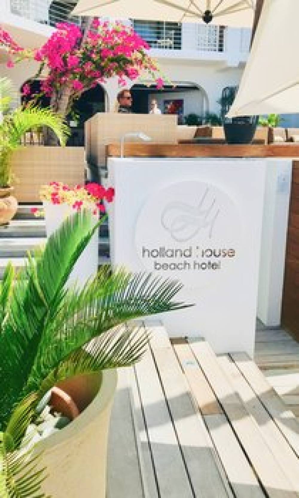 HOLLAND HOUSE BEACH HOTEL 4