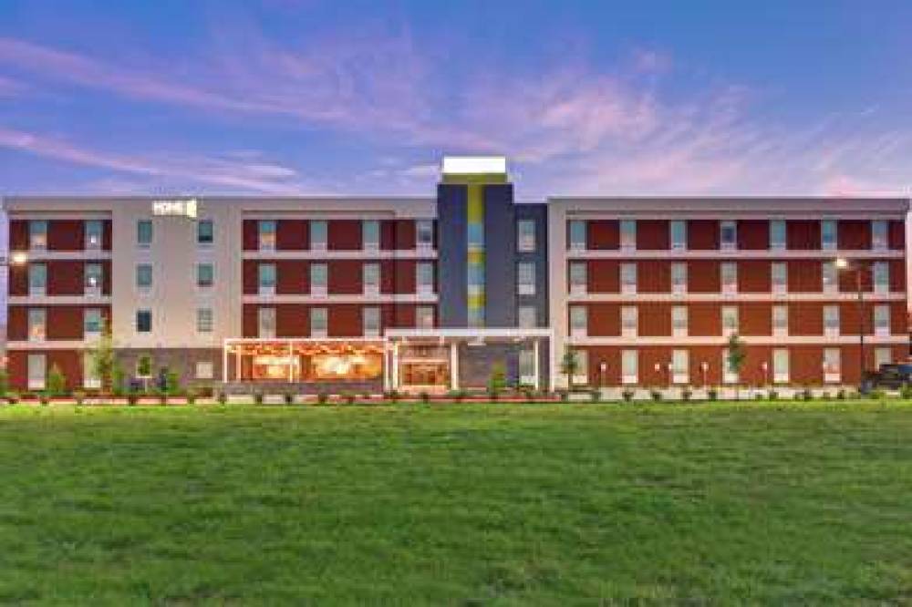 HOME 2 SUITES LA PORTE 5