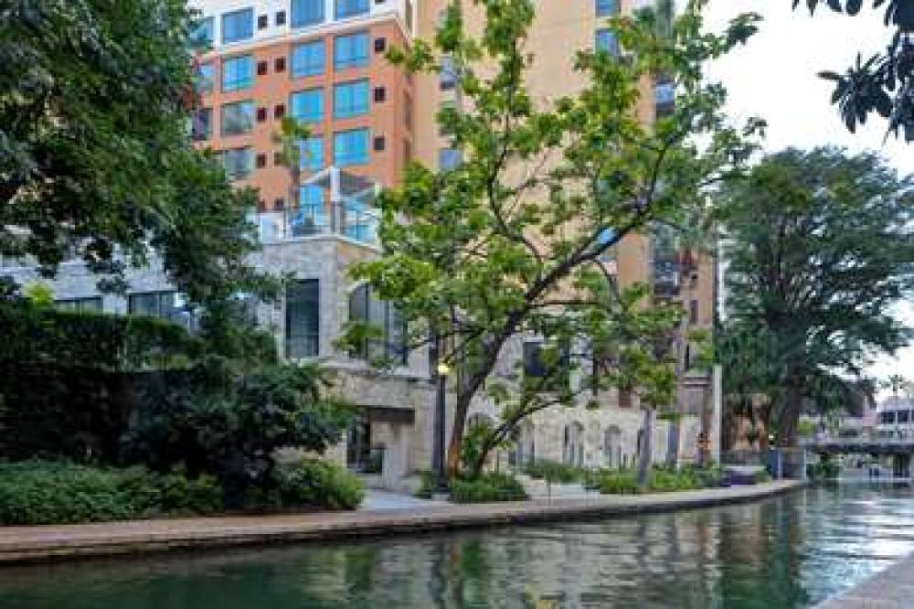 HOME2 SAN ANTONIO RIVERWALK 2