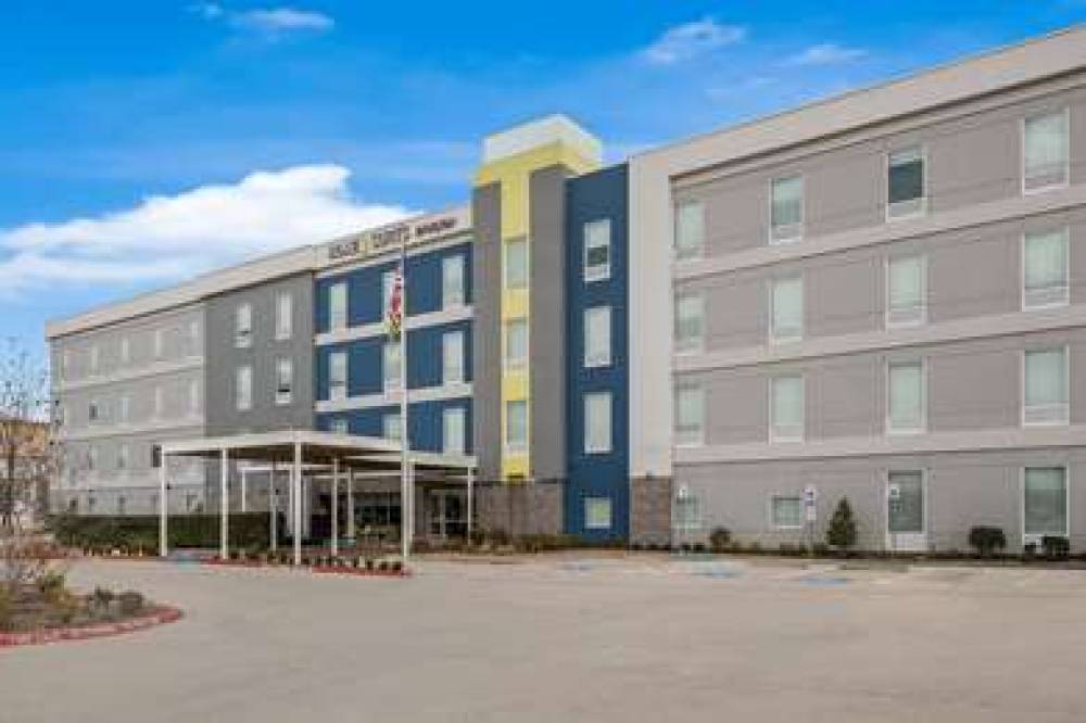 HOME2 SUITES BAYTOWN 1