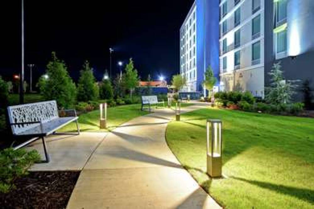 HOME2 SUITES BY HILTON ATLANTA MARI 6