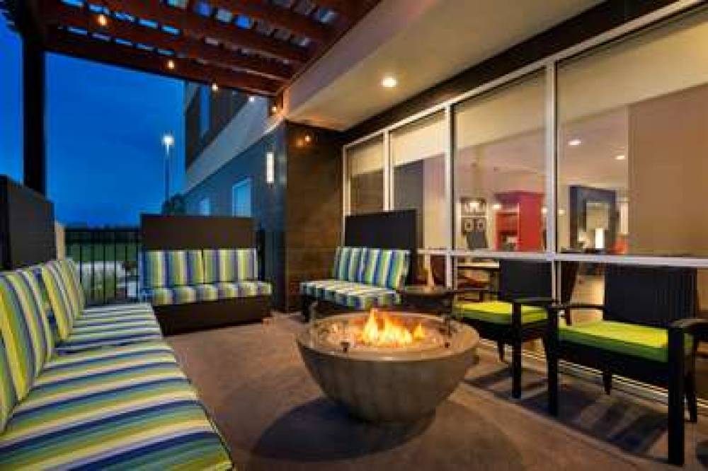 HOME2 SUITES BY HILTON BATON ROUGE 2