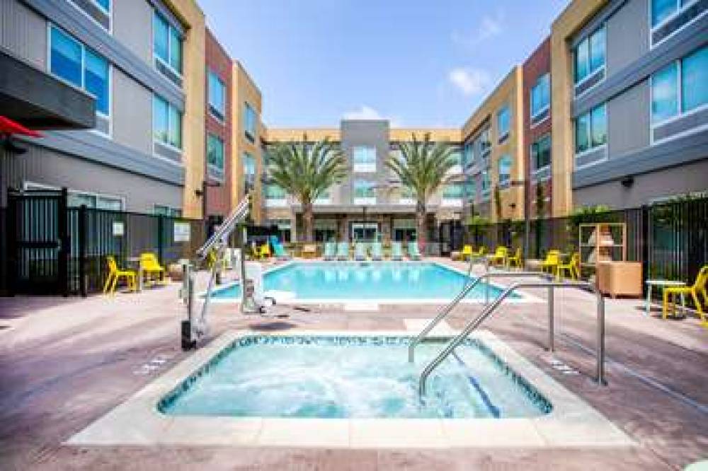 HOME2 SUITES BY HILTON CARLSBAD, CA 1