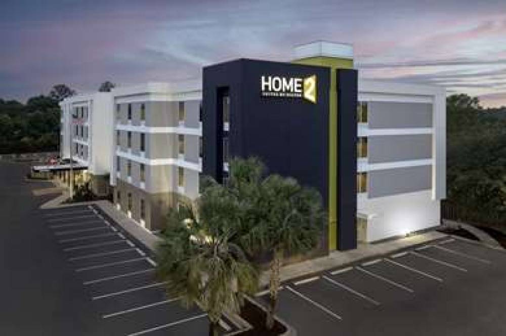 HOME2 SUITES BY HILTON CHARLESTON A 1