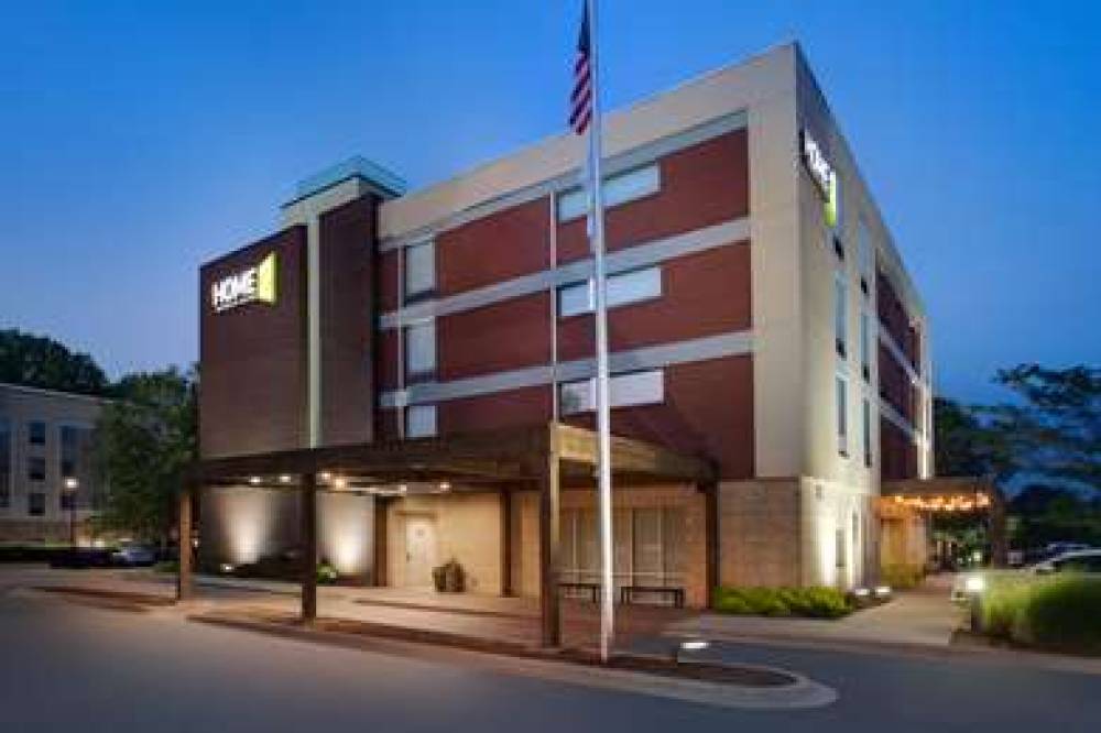 HOME2 SUITES BY HILTON CHARLOTTE I- 4