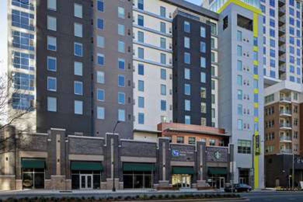 HOME2 SUITES BY HILTON CHARLOTTE UP 4