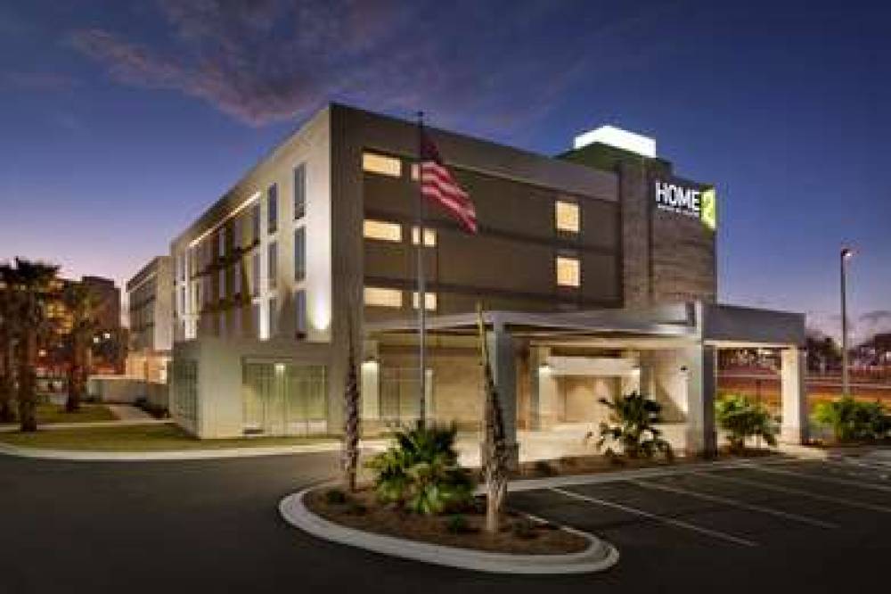 HOME2 SUITES BY HILTON DESTIN 6