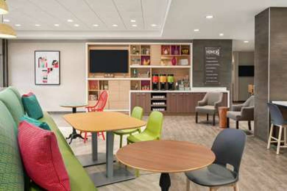 HOME2 SUITES BY HILTON HARRISBURG 6