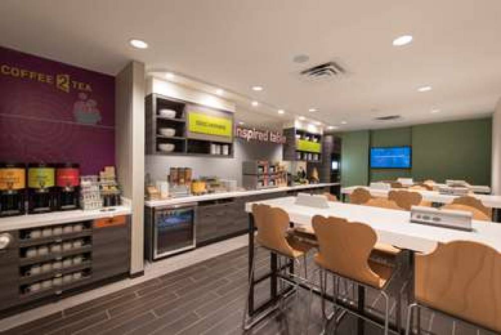 HOME2 SUITES BY HILTON INDIANAPOLIS 9