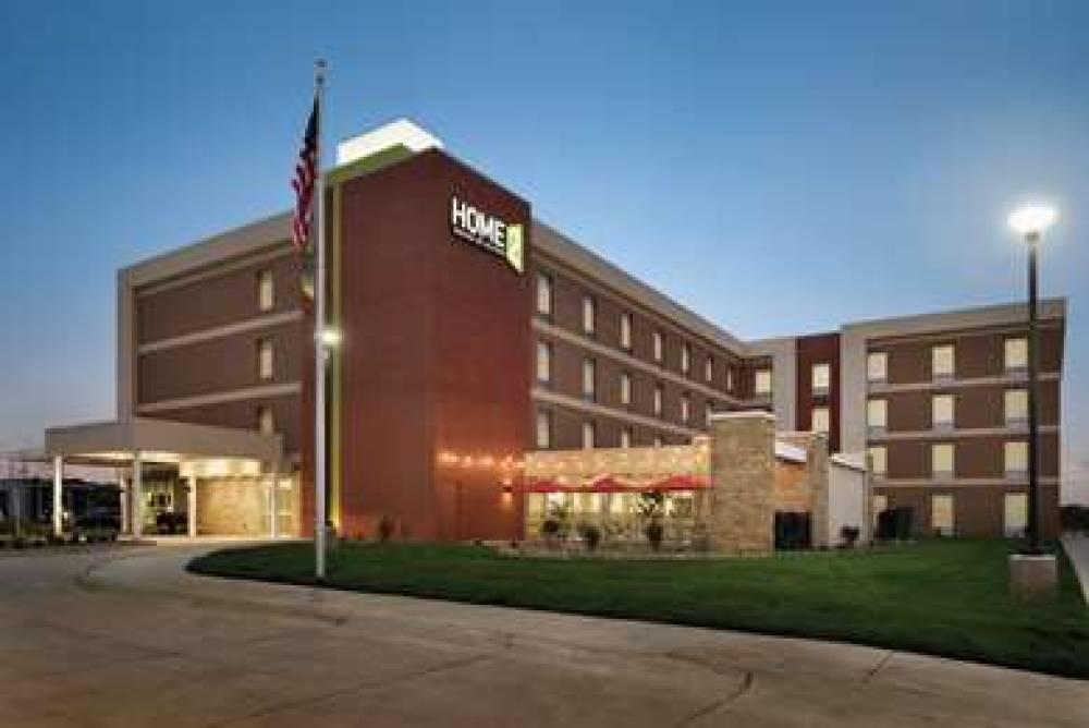 Home2 Suites By Hilton Iowa City-Coralville, IA 3