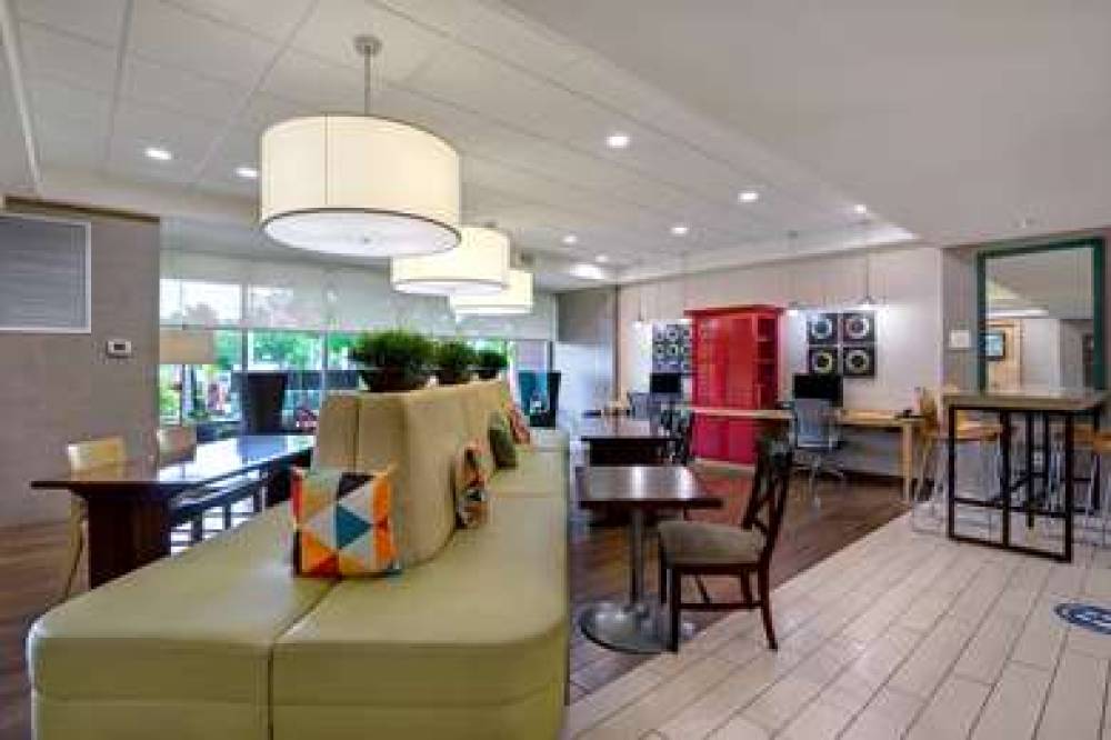 HOME2 SUITES BY HILTON LEXINGTON PA 10