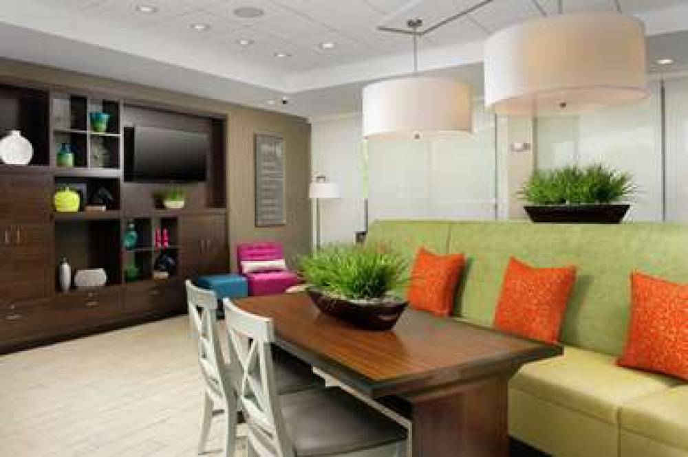 HOME2 SUITES BY HILTON LOUISVILLE E 8