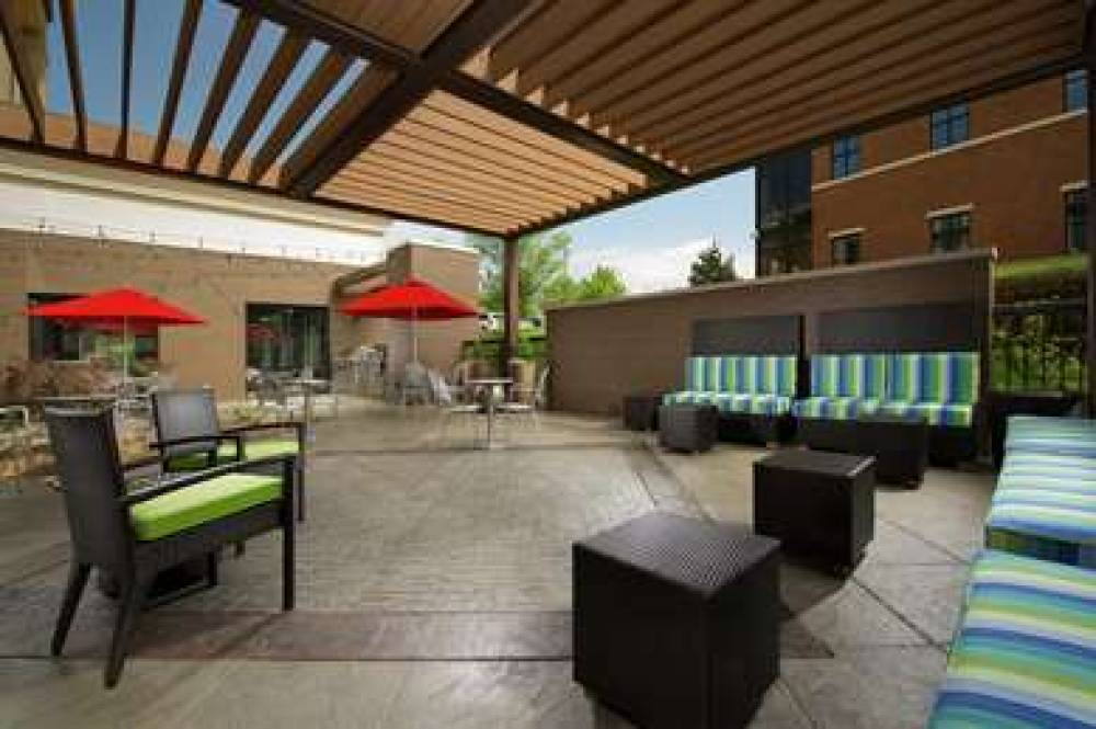 HOME2 SUITES BY HILTON LOUISVILLE E 4