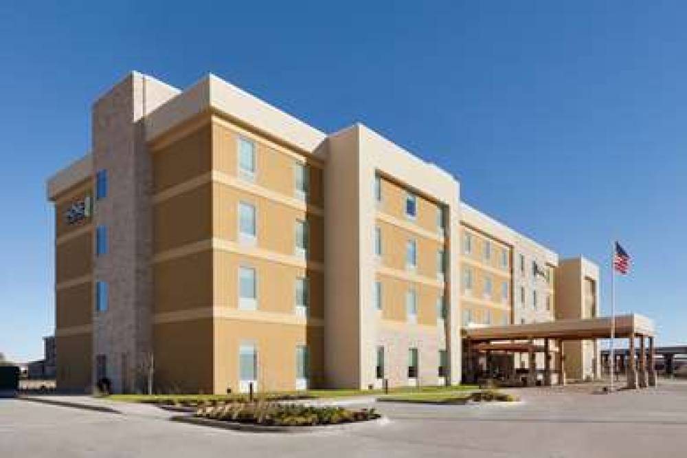 HOME2 SUITES BY HILTON LUBBOCK 1