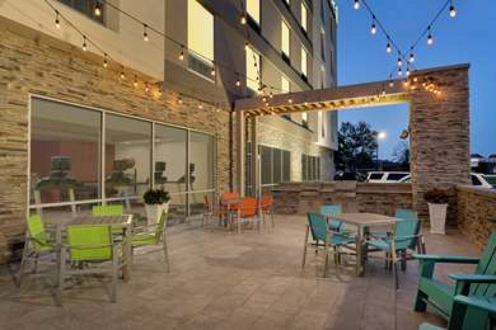 HOME2 SUITES BY HILTON NORFOLK 3