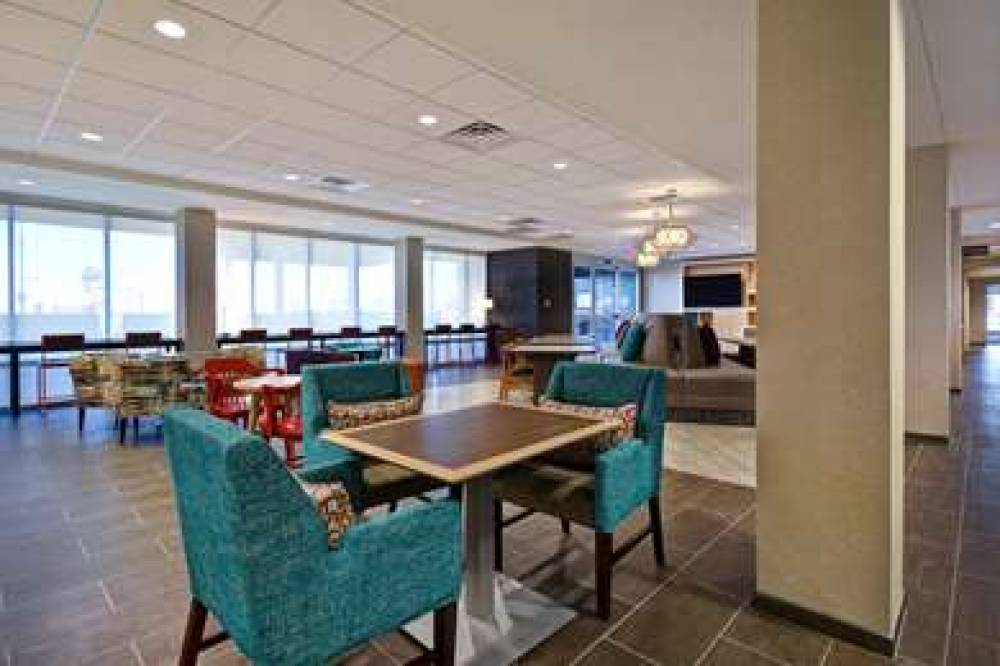 HOME2 SUITES BY HILTON ODESSA 10