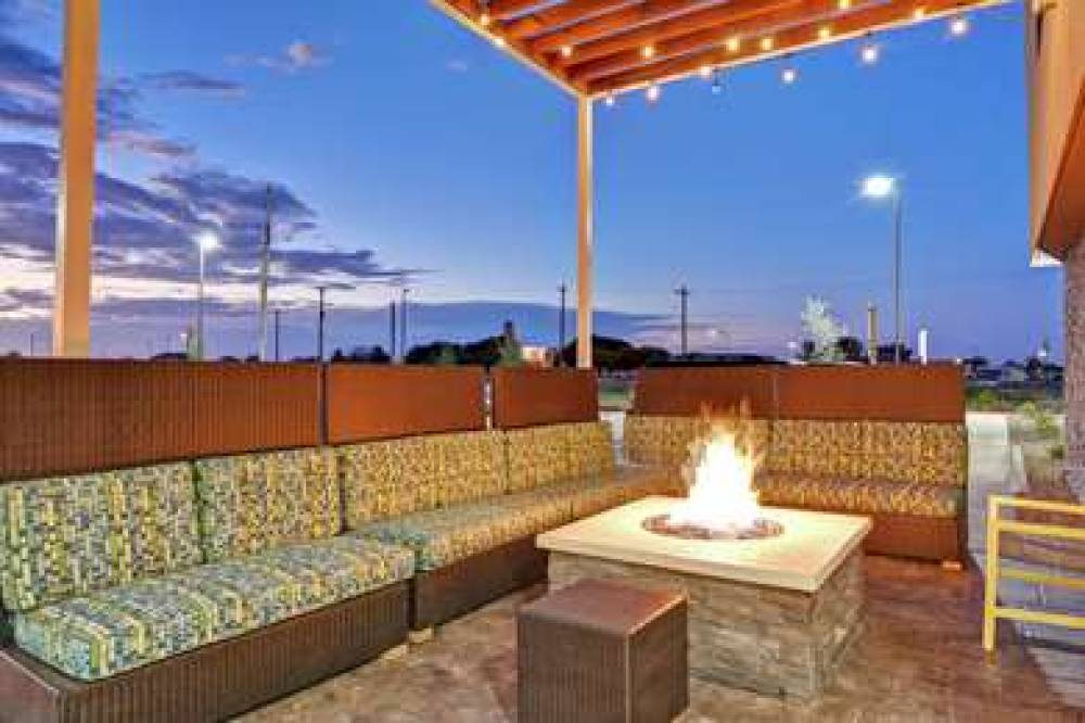 HOME2 SUITES BY HILTON PECOS, TX 4