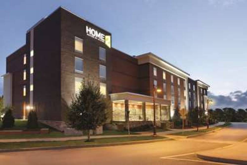 HOME2 SUITES BY HILTON PITTSBURGH C 1