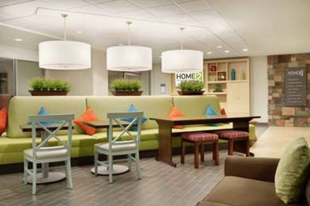 HOME2 SUITES BY HILTON SEATTLE AIRP 8