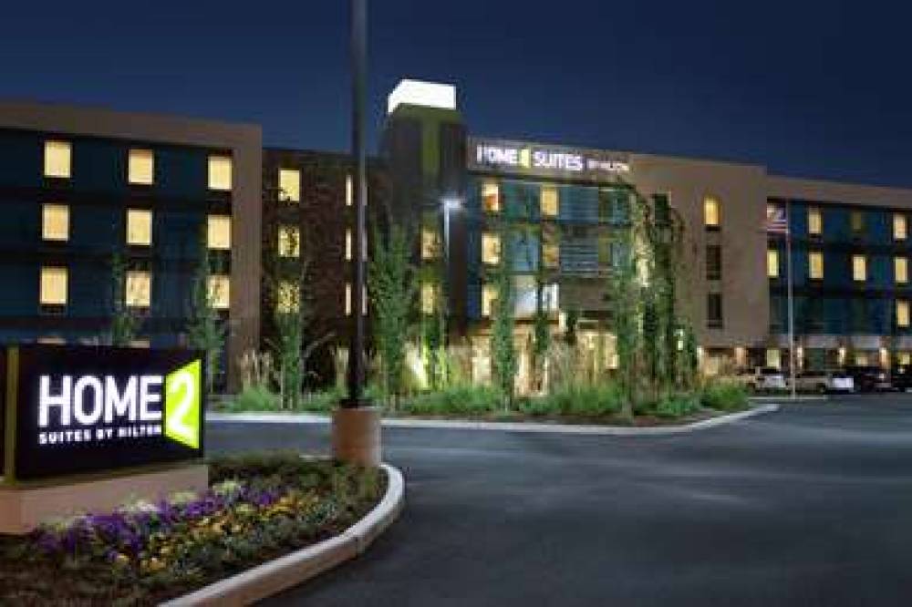 HOME2 SUITES BY HILTON SEATTLE AIRP 4