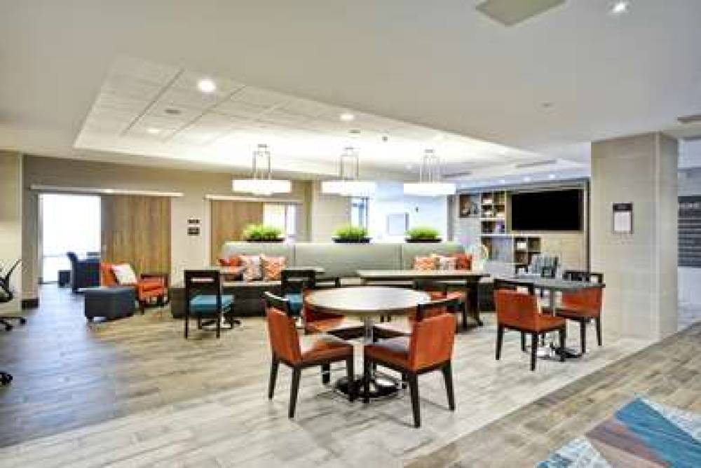 HOME2 SUITES BY HILTON  ST. SIMONS 8