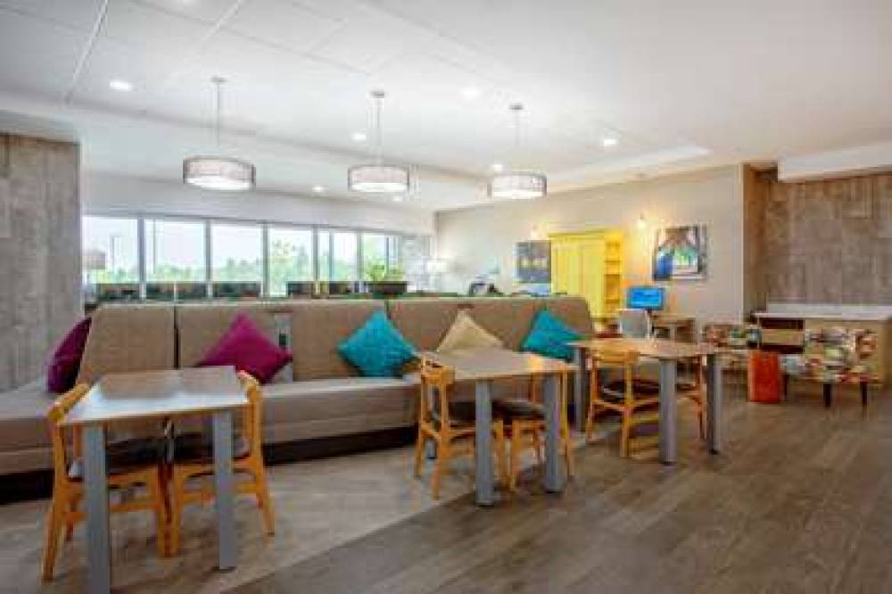 HOME2 SUITES BY HILTON VERO BEACH 7