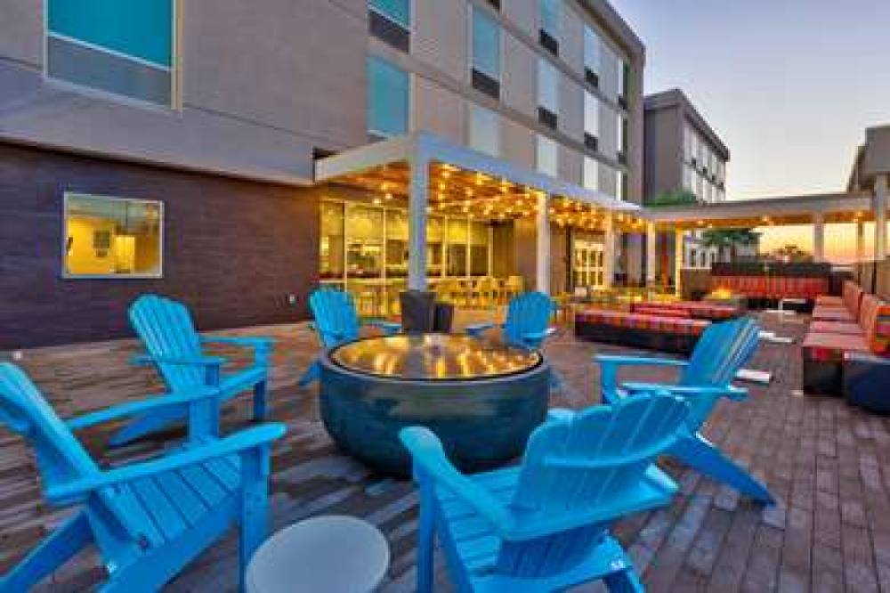 HOME2 SUITES BY HILTON WILMINGTON 4